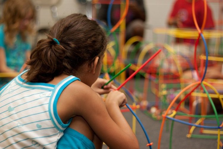 Kid playing at generic centre